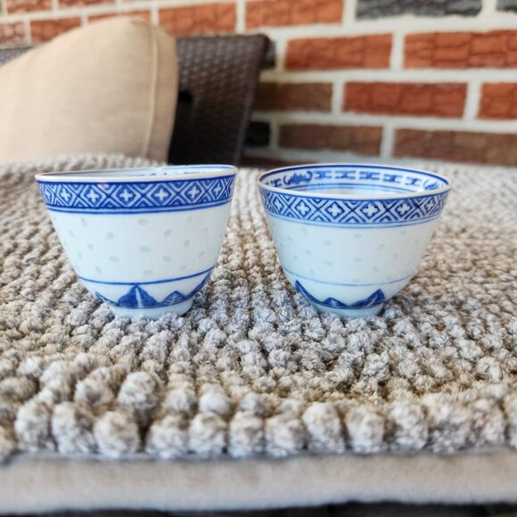4 - Rare Vintage Sake/Tea Cups - Picture 10 of 16